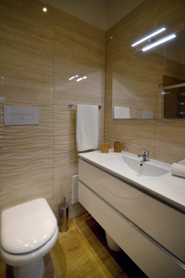 Alexandra Exclusive Apartment Napoli Esterno foto